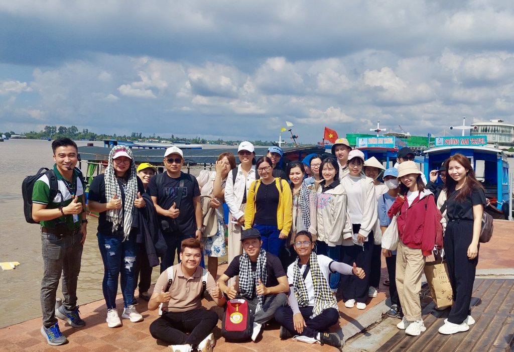 Học chứng chỉ hướng dẫn viên